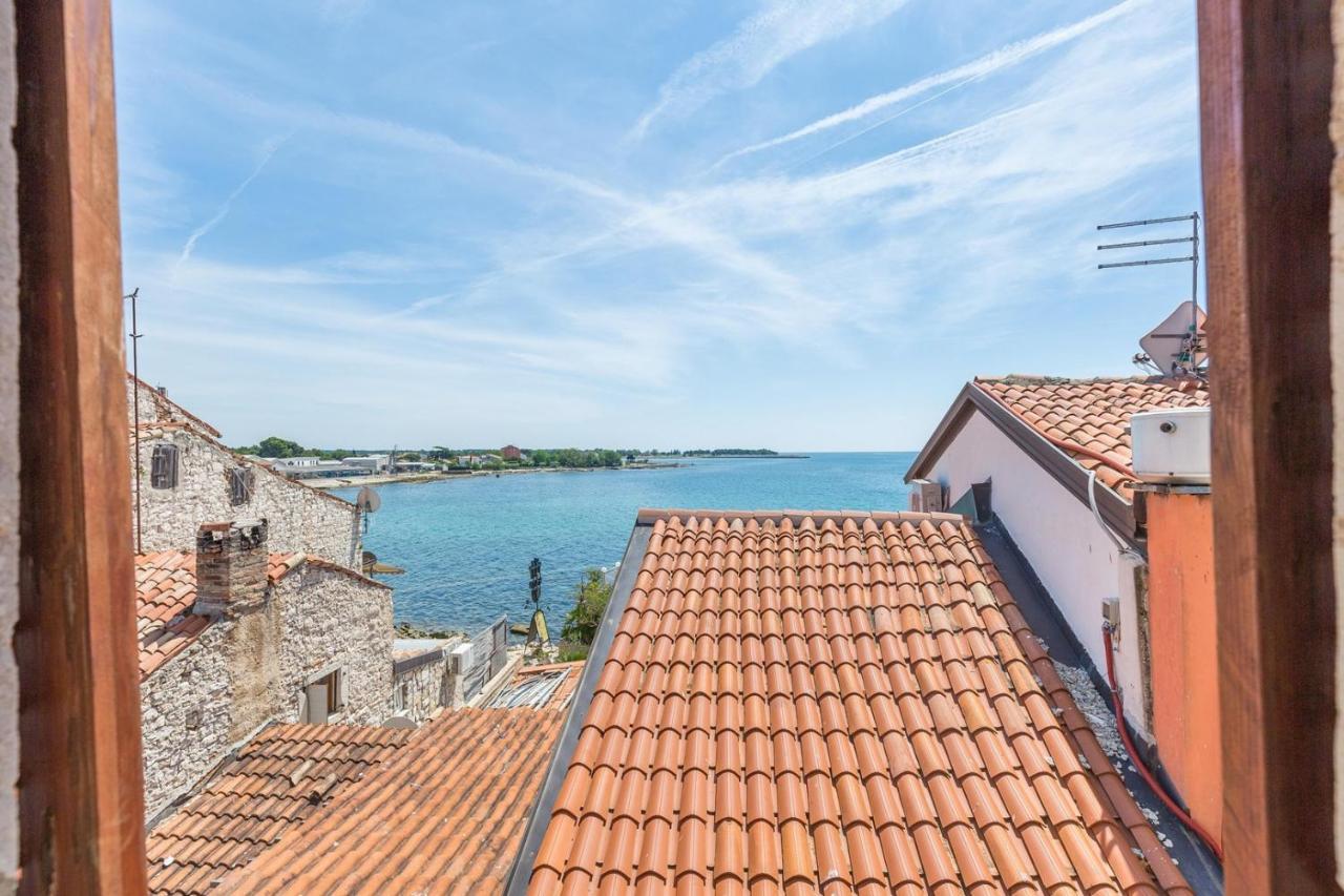Old Town Apartments In Umag Buitenkant foto